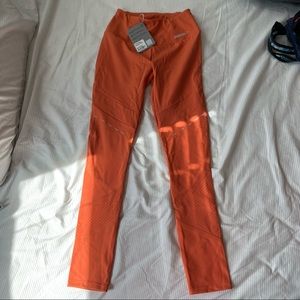 SOLD NWT Gymshark Pro Preform Leggings